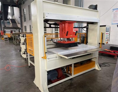 Chiqish uchun kesish mashinasini kesish mashinasi